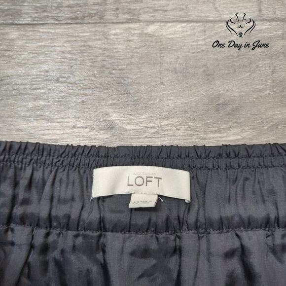 Loft Comfort Waist Sequin Skirt Size XS - Picture 2 of 5